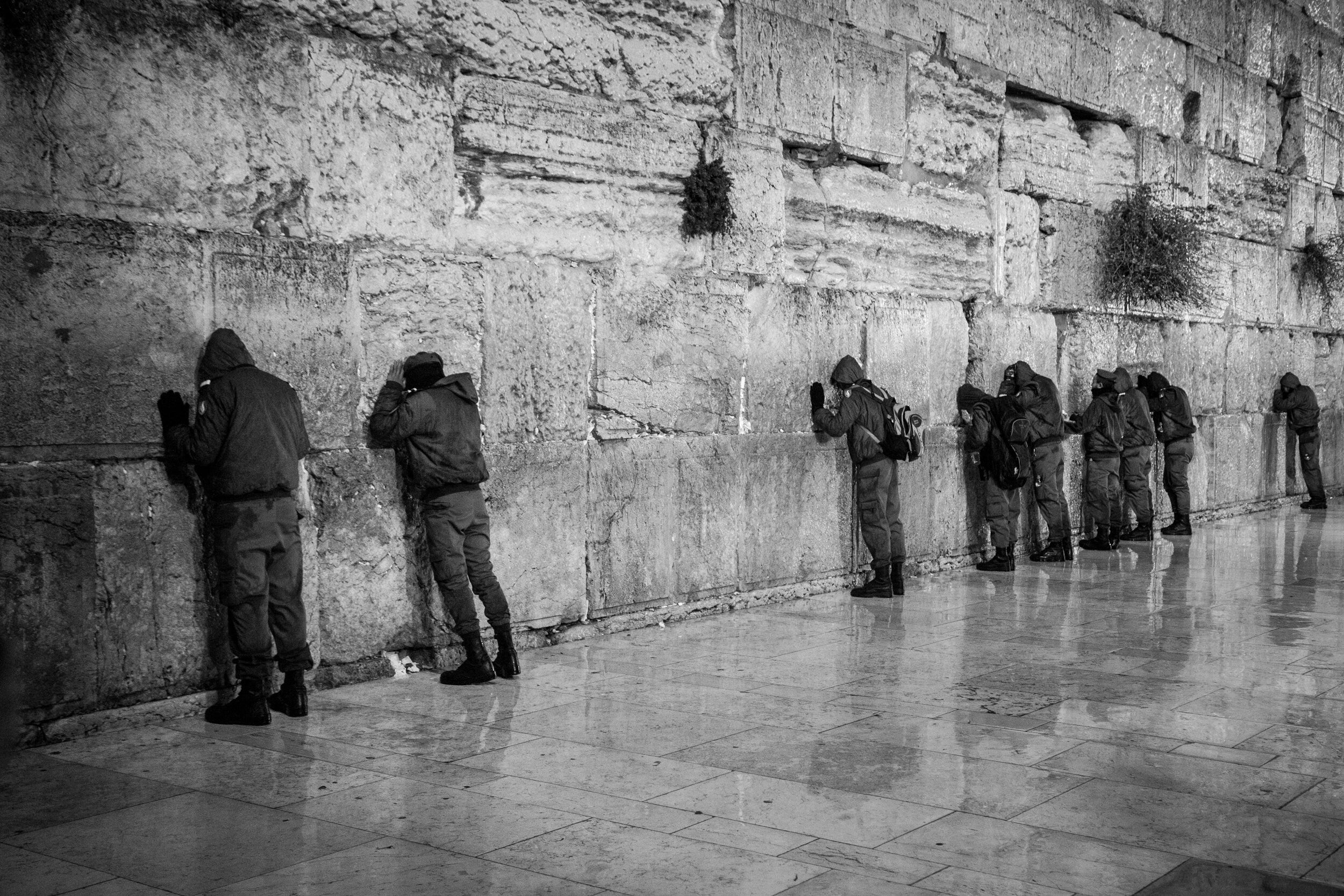 Jewish IDF Tsahal Soldiers Praying at the Kotel Western Wall — Black and White