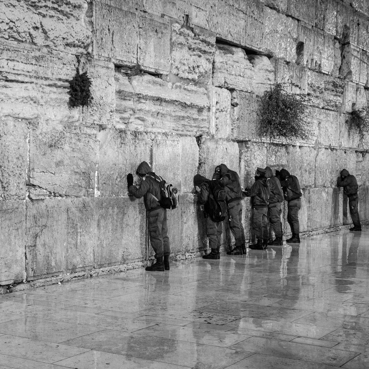 Jewish IDF Tsahal Soldiers Praying at the Kotel Western Wall — Black and White