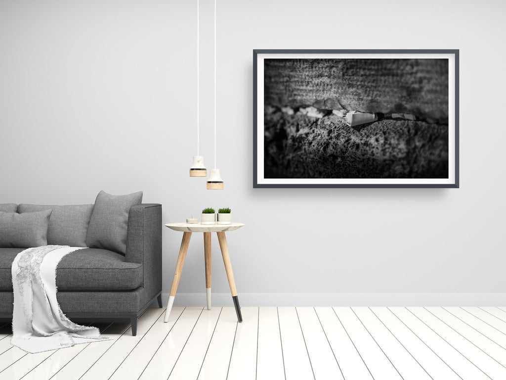 Back and White Kotel Stone Wall Art with a Prayer Note