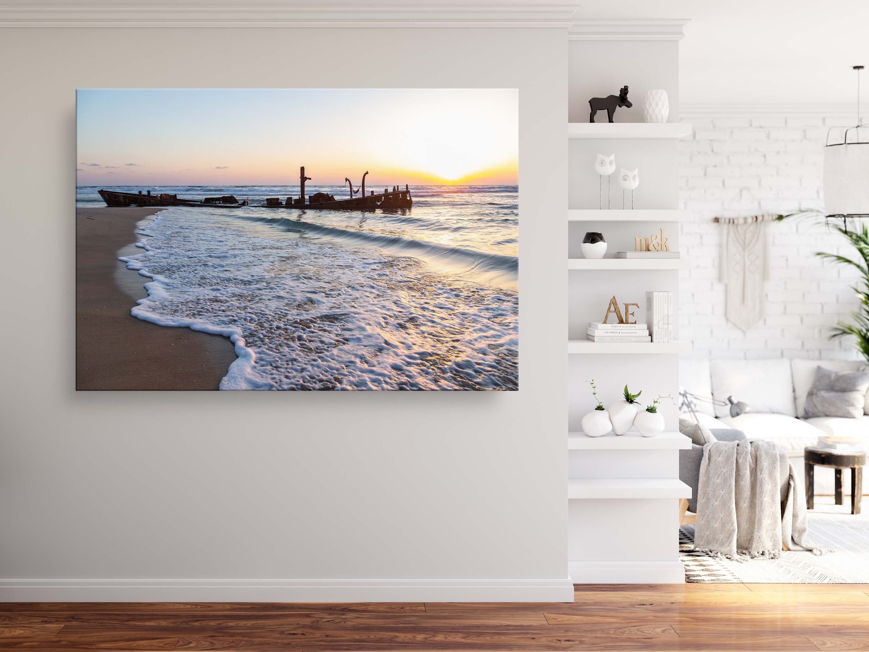 Holy Land Israeli Seascape with Wrecked Fishing Boat — Beach and Waves At Sunset