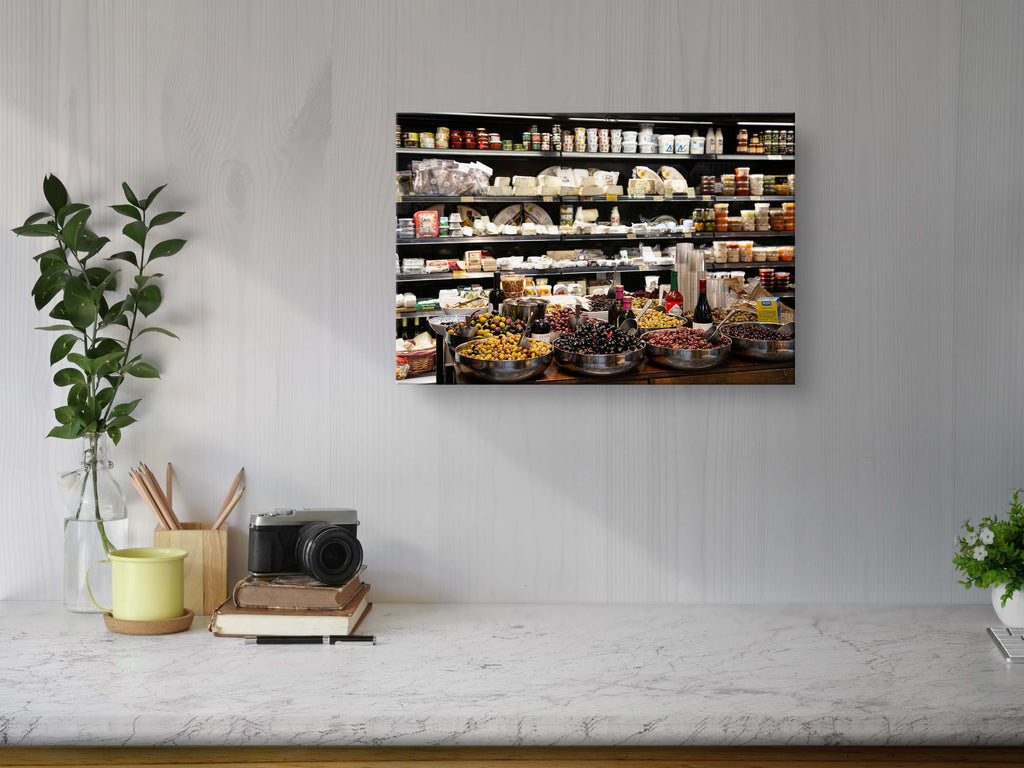 Holy Land Olives and Cheeses Shop at the Jerusalem Market Machane Yehuda — Kitchen
