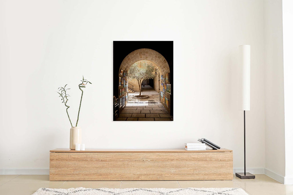 Jerusalem Old City Street — Pedestrian Street with Olive Tree Arch — Jewish Quarter