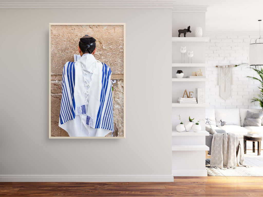 Kotel Western — Jewish Man Praying with Blue Tekhelet Tallit
