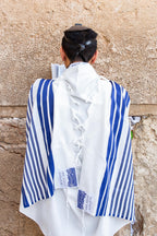 Kotel Western — Jewish Man Praying with Blue Tekhelet Tallit